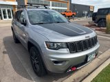 Used 2017 Jeep Grand Cherokee Trailhawk image 2