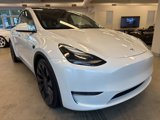 Used 2023 Tesla Model Y Performance image 3