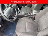 Used 2015 Ford Focus SE image 2