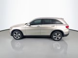 Used 2019 Mercedes-Benz GLC 300 4MATIC image 4