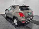 Used 2020 Chevrolet Trax LT w/ LT Convenience Package image 5