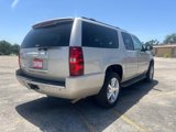 Used 2009 Chevrolet Suburban LTZ image 6