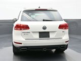 Used 2011 Volkswagen Touareg TDI image 4