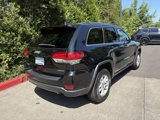 Used 2020 Jeep Grand Cherokee Laredo image 4