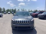 Used 2017 Jeep Cherokee Latitude w/ Comfort/Convenience Group image 2
