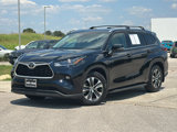 Used 2021 Toyota Highlander XLE image 2