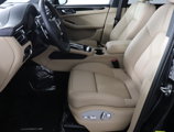 Used 2024 Porsche Macan image 5