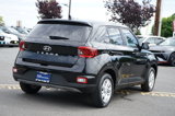 Certified 2022 Hyundai Venue SE image 6