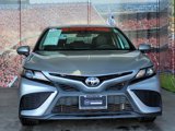 Used 2022 Toyota Camry SE image 3