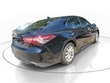 Used 2019 Toyota Camry LE image 4