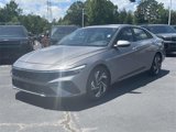 Certified 2024 Hyundai Elantra SEL w/ Convenience Package image 3