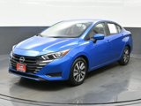 Used 2023 Nissan Versa SV image 2