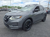 Used 2018 Nissan Rogue SV image 3
