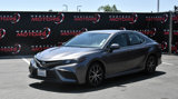 Used 2021 Toyota Camry SE image 3