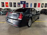 Used 2018 Chrysler 300 Touring w/ Driver Convenience Group image 5