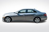 Used 2011 Mercedes-Benz E 350 BlueTEC Sedan image 3