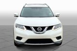 Used 2016 Nissan Rogue SV w/ SV Premium Package image 3