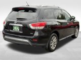 Used 2016 Nissan Pathfinder S image 5
