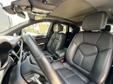 Certified 2022 Porsche Macan image 5