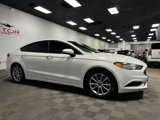 Used 2017 Ford Fusion SE image 2