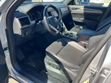 Used 2020 Volkswagen Atlas Cross Sport SE image 3