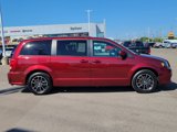 Used 2018 Dodge Grand Caravan GT image 4