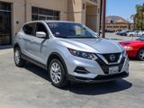 Used 2022 Nissan Rogue Sport S image 2