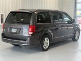 Used 2019 Dodge Grand Caravan SXT image 3