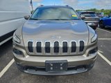 Used 2017 Jeep Cherokee Latitude w/ Cold Weather Group image 2