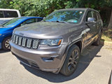 Used 2017 Jeep Grand Cherokee Altitude image 3
