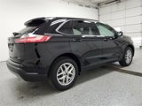 Used 2024 Ford Edge SEL image 3