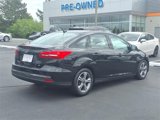 Used 2018 Ford Focus SE w/ SE Appearance Package image 6