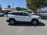 Used 2024 GMC Terrain SLT image 3