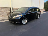 Used 2014 Toyota Sienna XLE image 2