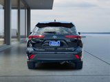 Used 2023 Toyota Highlander LE image 5
