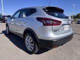 Used 2021 Nissan Rogue Sport S image 2