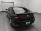 Used 2020 Hyundai Elantra SE w/ Cargo Package (C1) image 5