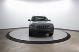 Used 2019 Jeep Cherokee Trailhawk image 3