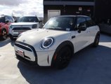 Certified 2022 MINI Cooper 4-Door Hardtop image 3
