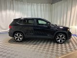 Certified 2022 Volkswagen Taos SEL image 3