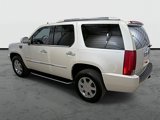 Used 2007 Cadillac Escalade AWD w/ Climate Package image 2