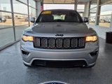 Used 2019 Jeep Grand Cherokee Altitude image 2