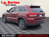 Used 2019 Jeep Grand Cherokee Laredo w/ Laredo X Package image 4