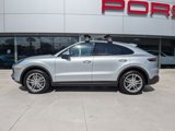 Certified 2022 Porsche Cayenne S image 2