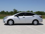 Used 2021 Nissan Versa S image 2