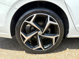 Used 2022 Volkswagen Passat 2.0T R-Line image 6