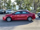 Used 2020 Toyota Corolla LE image 6