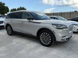 Used 2020 Lincoln Aviator Reserve w/ Equipment Group 201A image 3