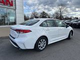 Used 2022 Toyota Corolla LE image 4