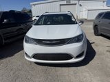 Used 2020 Chrysler Pacifica Limited image 2